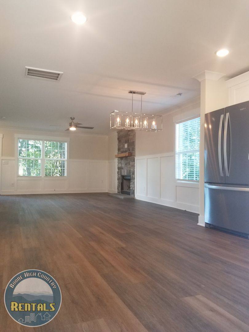 Townhouse for rent at 291 Stratford Lane, Boone, NC 28607