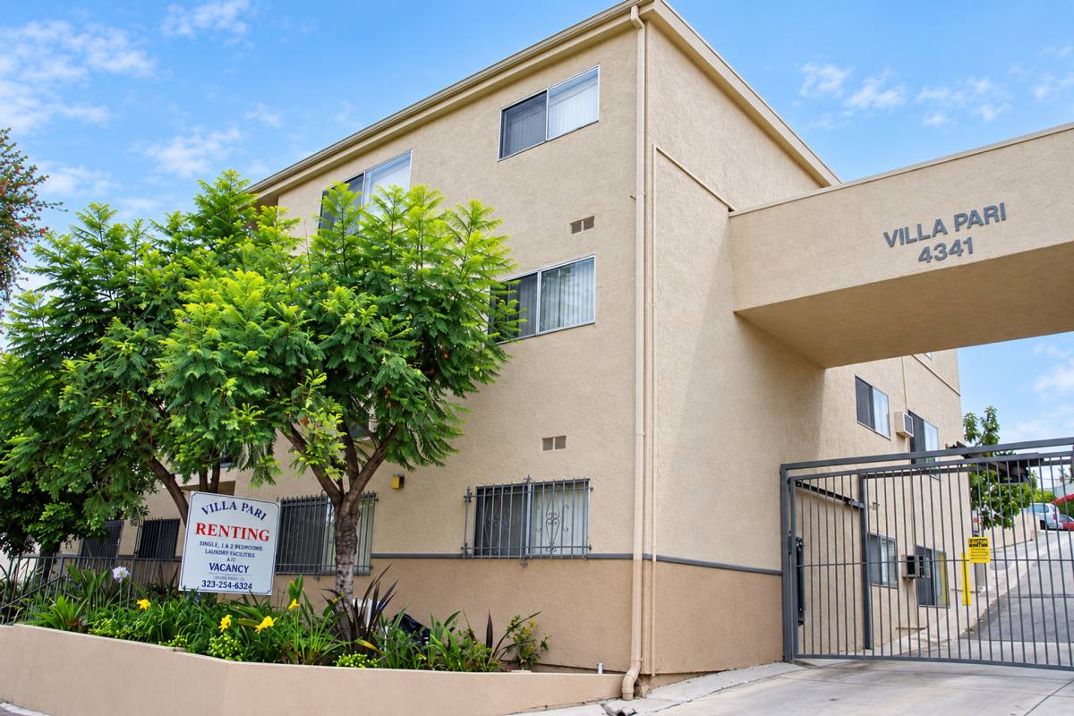 Apartment for rent at Villa Pari, 4341 Eagle Rock Blvd, Los Angeles, CA 90041