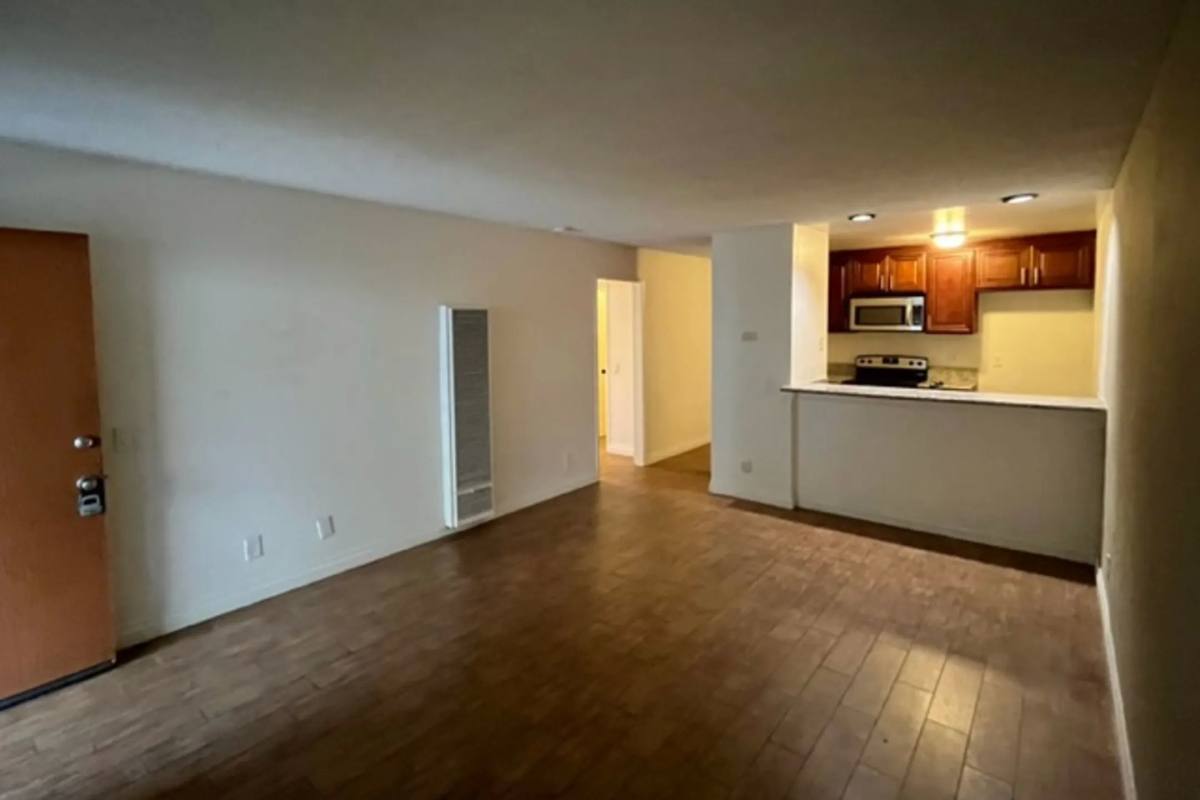 Apartment for rent at 1544 E Quincy Ave #A-02, Orange, CA 92867