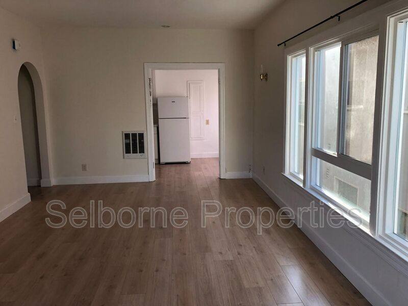 Apartment for rent at 1945 26th Ave #205, Oakland, CA 94601