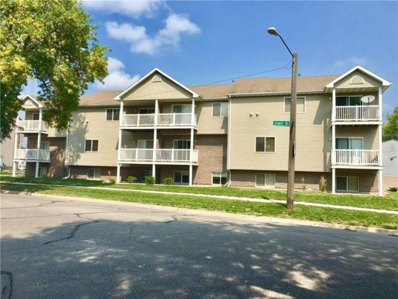 Apartment for rent at 215 Jewel Dr #4, Ames, IA 50010