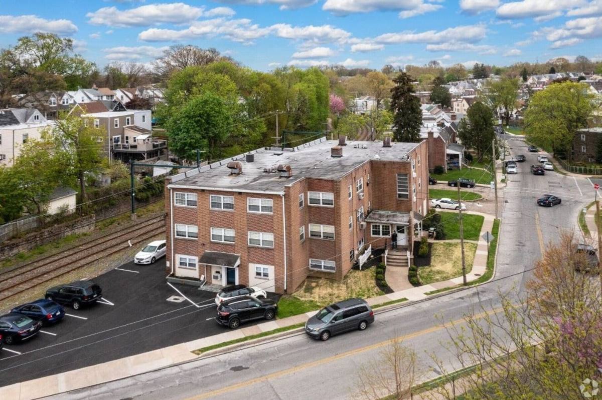 Apartment for rent at 375 Cheswold Rd, Drexel Hill, PA 19026