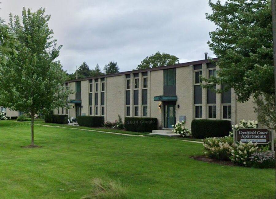 Apartment for rent at 641 W Park Ave #C, Libertyville, IL 60048