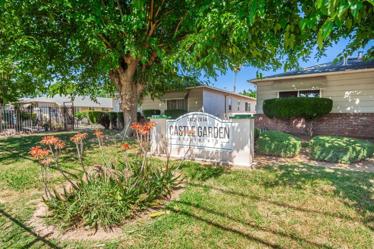 Apartment for rent at Castle Garden, 2850 Darwin St, Sacramento, CA 95821