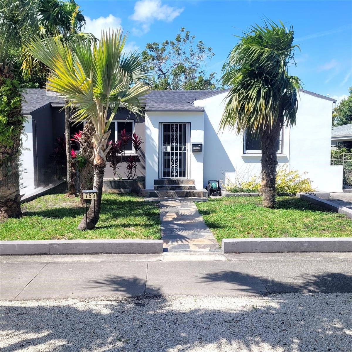 House for rent at 753 NE 81st St, Miami, FL 33138