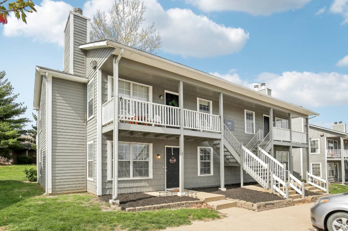 Apartment for rent at 5804 NE 41st St, Kansas City, MO 64117