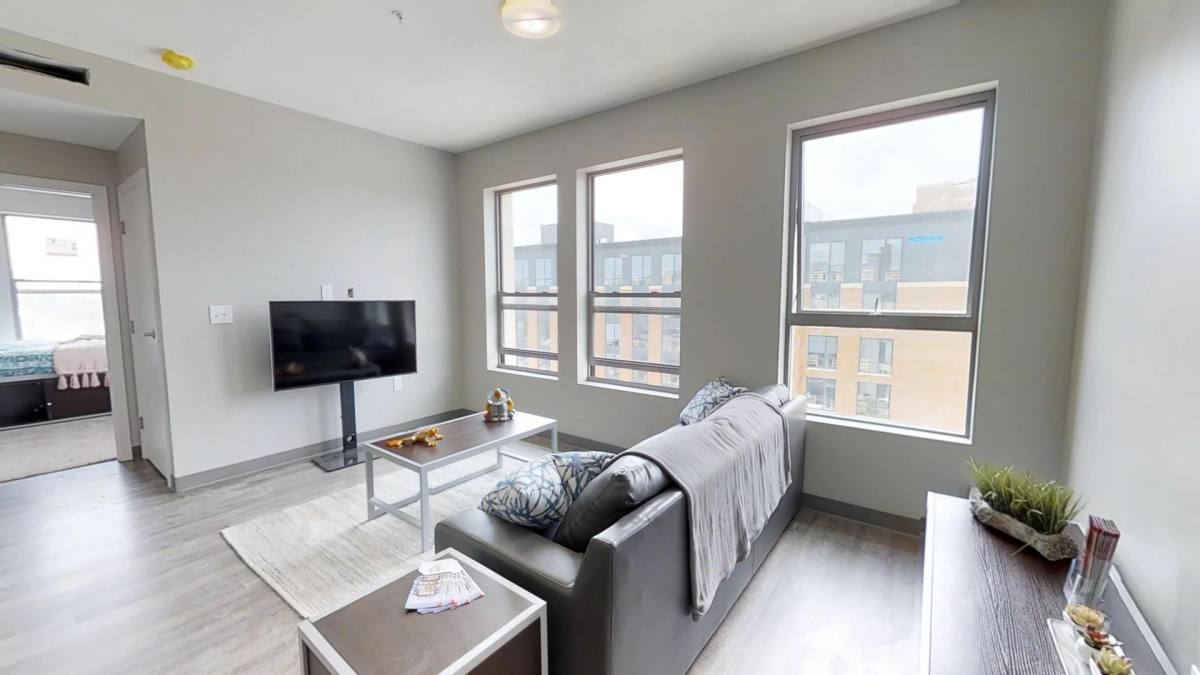 Apartment for rent at 15 E Lane Ave, Columbus, OH 43201