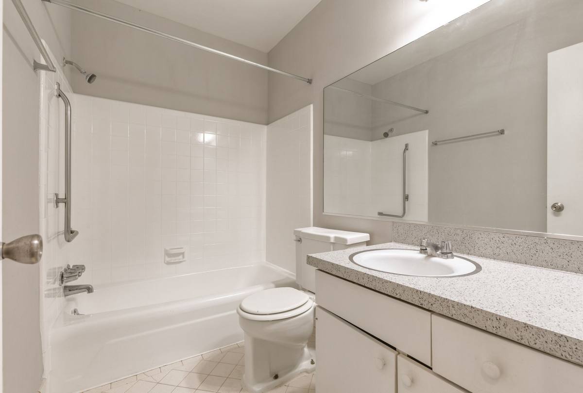 Apartment for rent at 2218 E 59th St, Tulsa, OK 74105