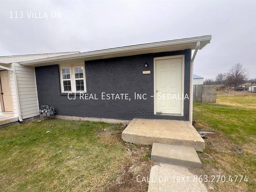 Apartment for rent at 113 Villa Dr, Sedalia, MO 65301