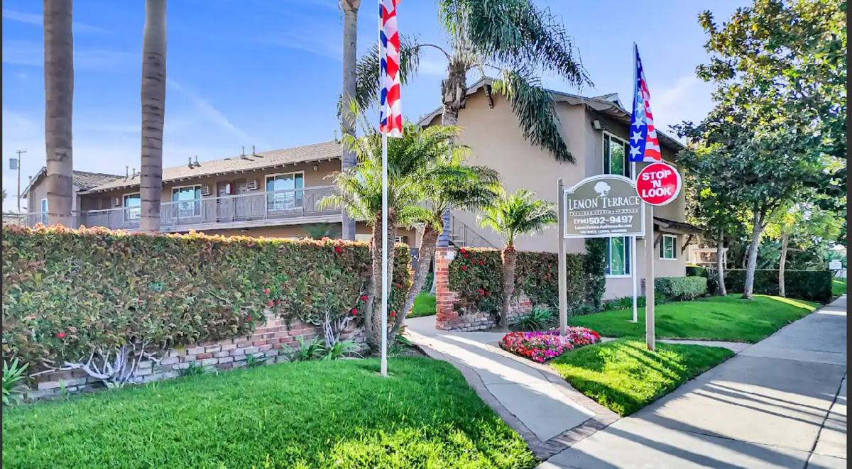 Apartment for rent at 1010 & 1016 S Lemon St, Anaheim, CA 92805