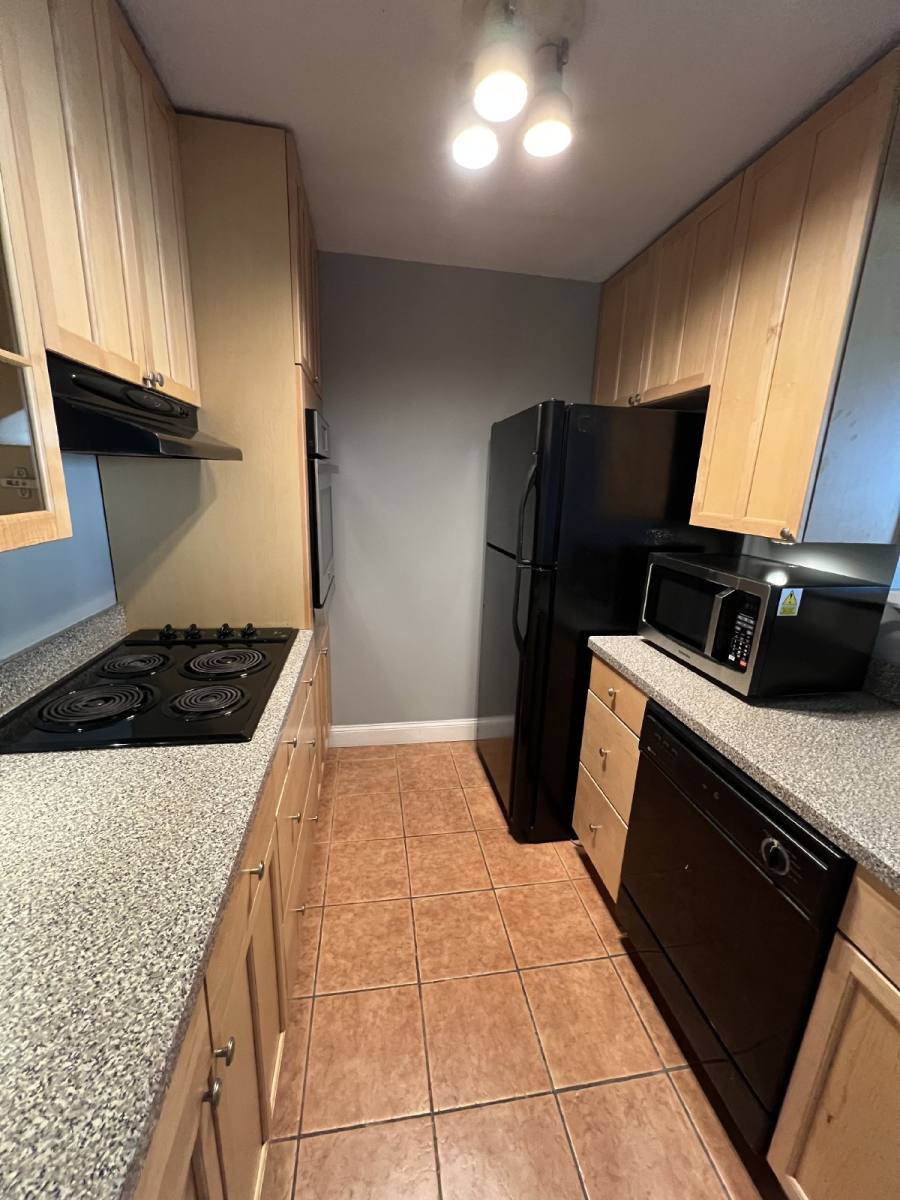 Condo for rent at 1101 Saint Paul St #1411, Baltimore, MD 21202