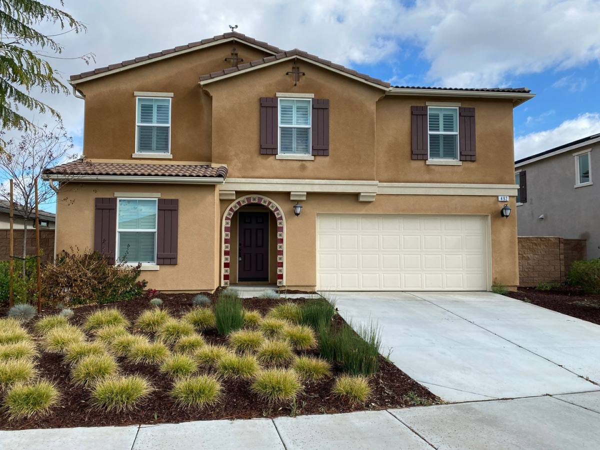 House for rent at 492 Jasmine Way, Perris, CA 92570