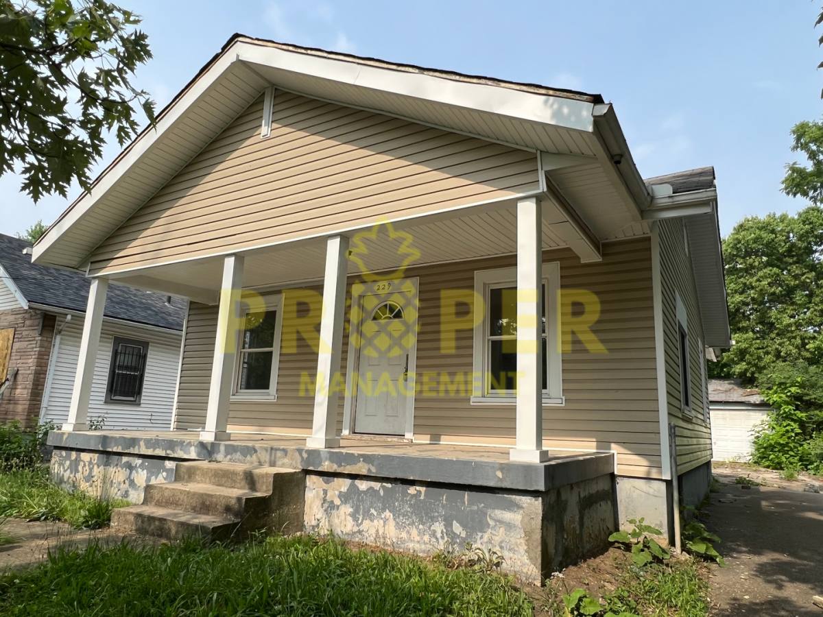 House for rent at 229 S Ardmore Ave, Dayton, OH 45417