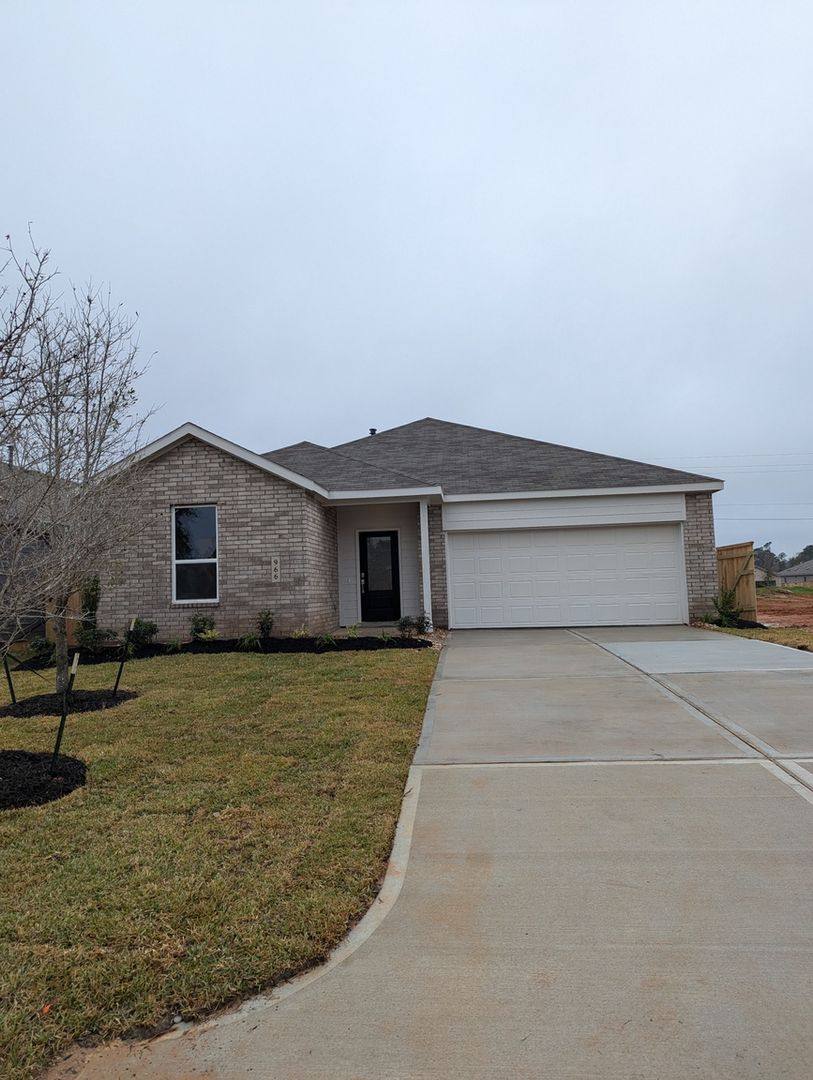 House for rent at 966 Garden Path Dr, Willis, TX 77378