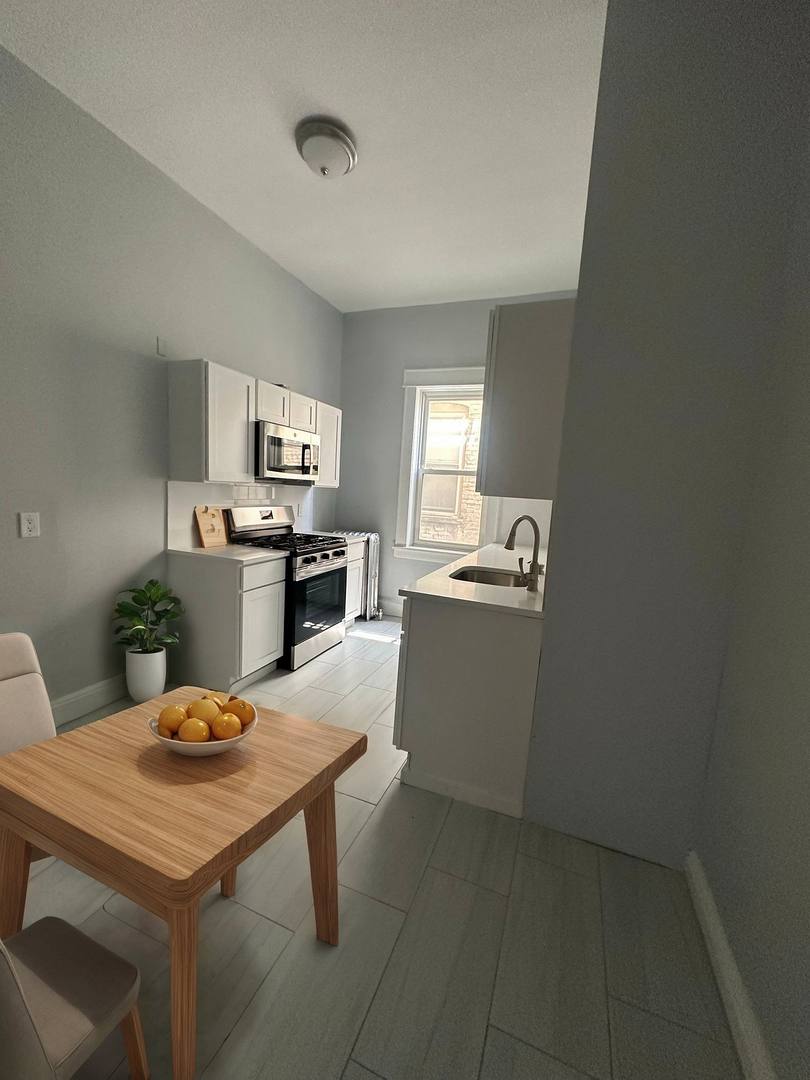 Apartment for rent at 7112 Park Ave, North Bergen, NJ 07047