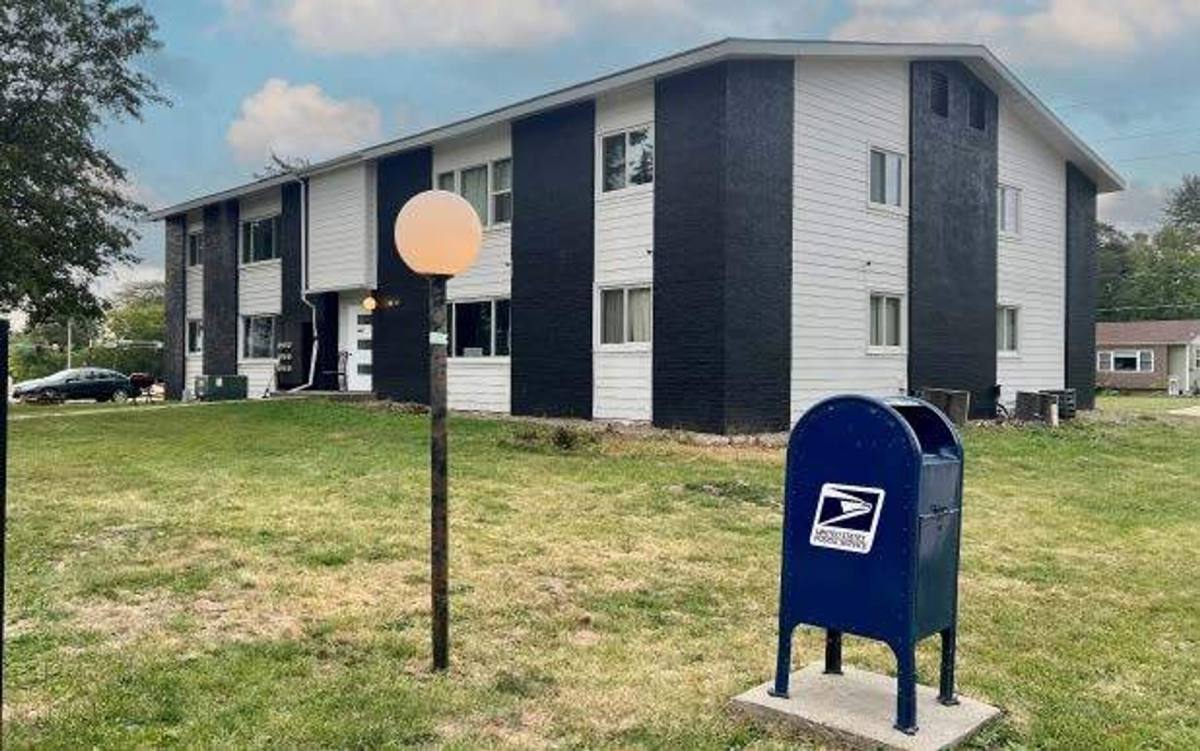 Apartment for rent at 117 W Rochester Rd, Ottumwa, IA 52501