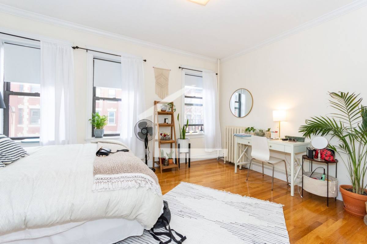 Apartment for rent at 37 Glenville Ave #4, Allston, MA 02134