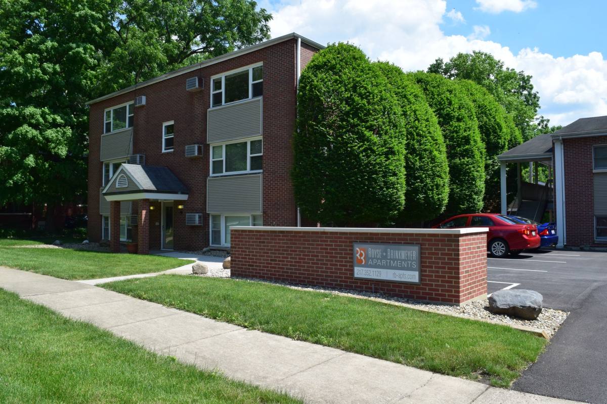 Apartment for rent at 507- 509 W Green St, Champaign, IL 61820