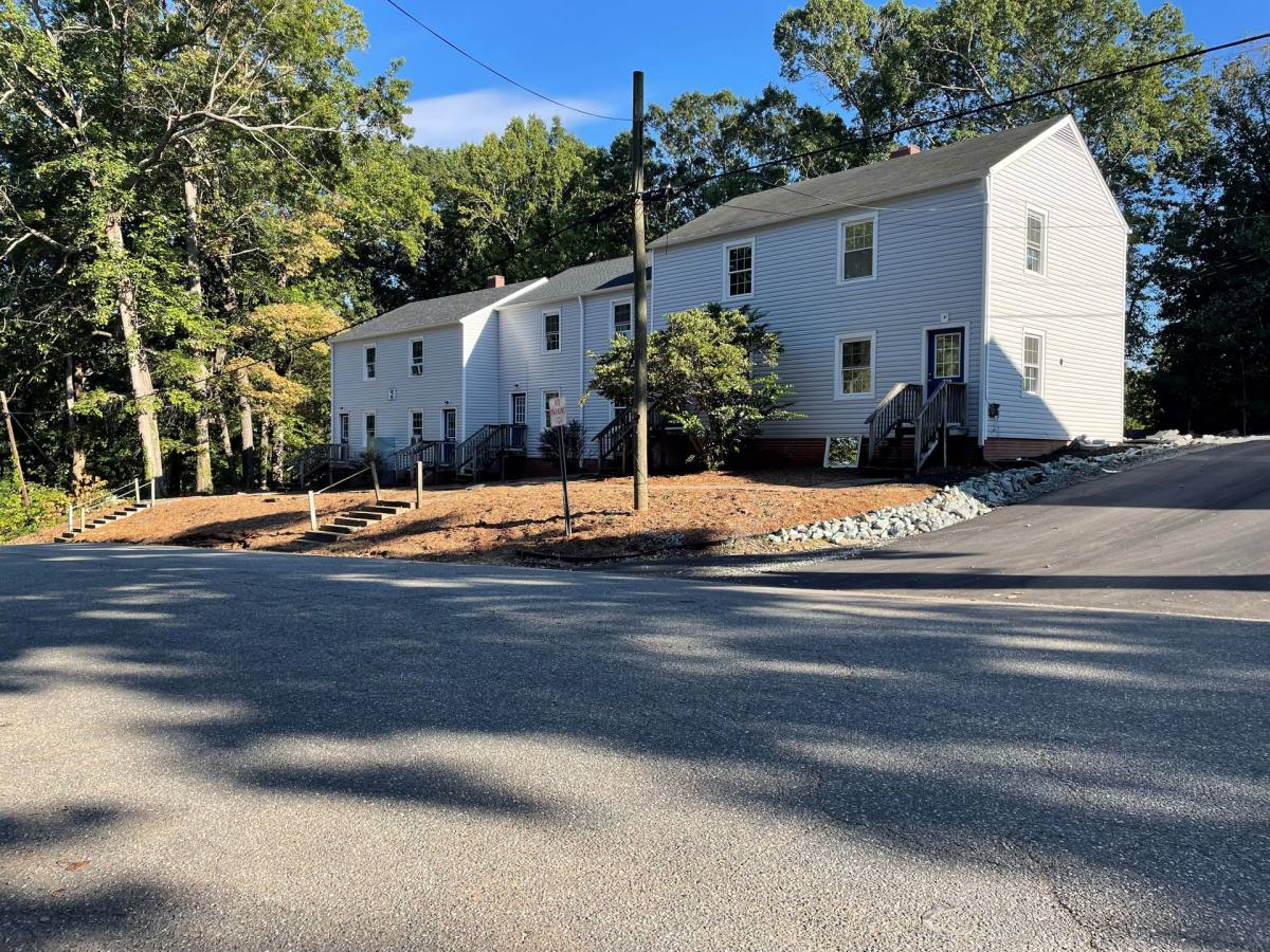 Apartment for rent at 730 W Dolphin St, Siler City, NC 27344