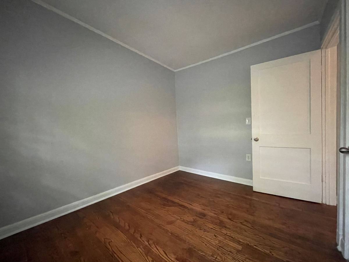 Apartment for rent at 730 W Dolphin St, Siler City, NC 27344