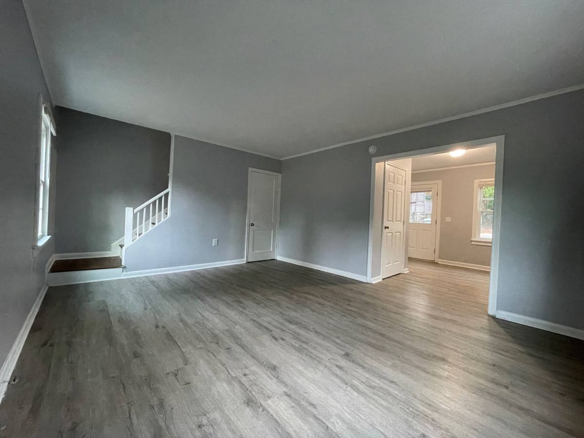 Apartment for rent at 730 W Dolphin St, Siler City, NC 27344