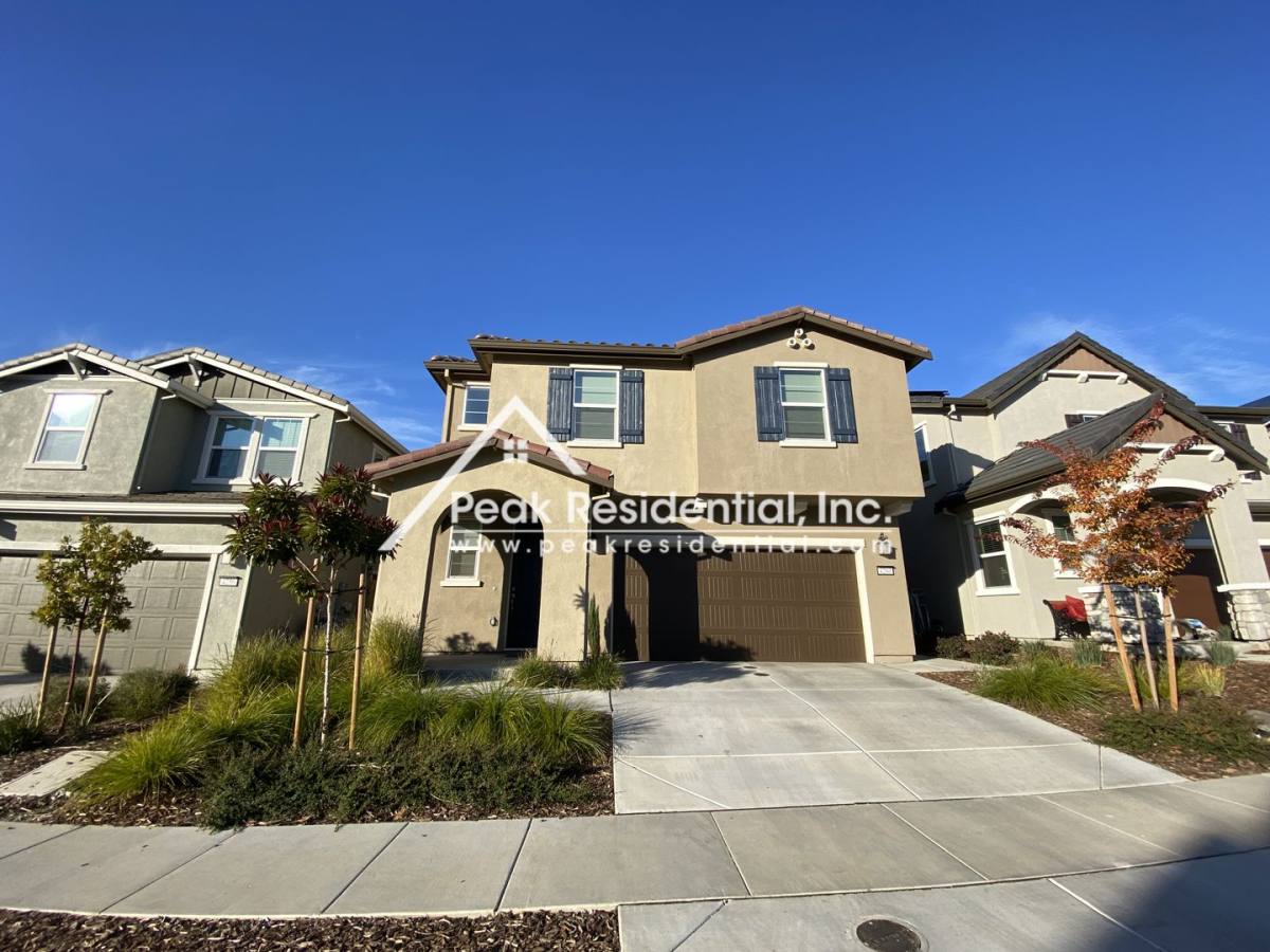 House for rent at 4260 Emerald Gate Lane, Folsom, CA 95630