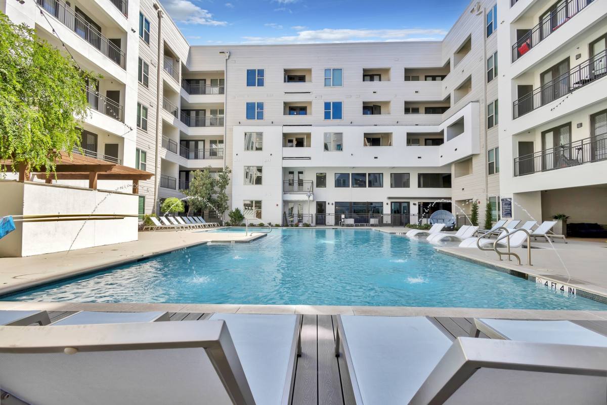 Apartment for rent at 2628 Live Oak St #S8-29, Dallas, TX 75204