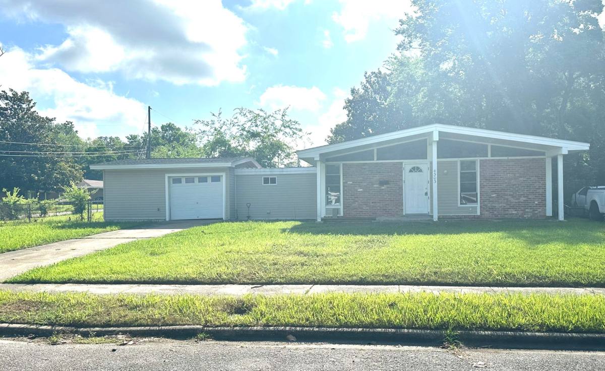 House for rent at 4303 Coventry Rd, Montgomery, AL 36116