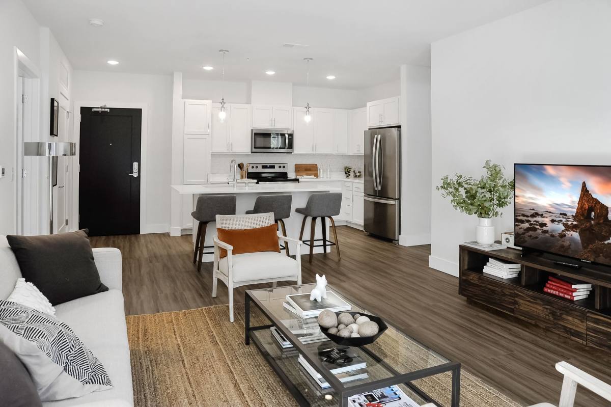 Apartment for rent at 6250 W Spur Rd, Mequon, WI 53092