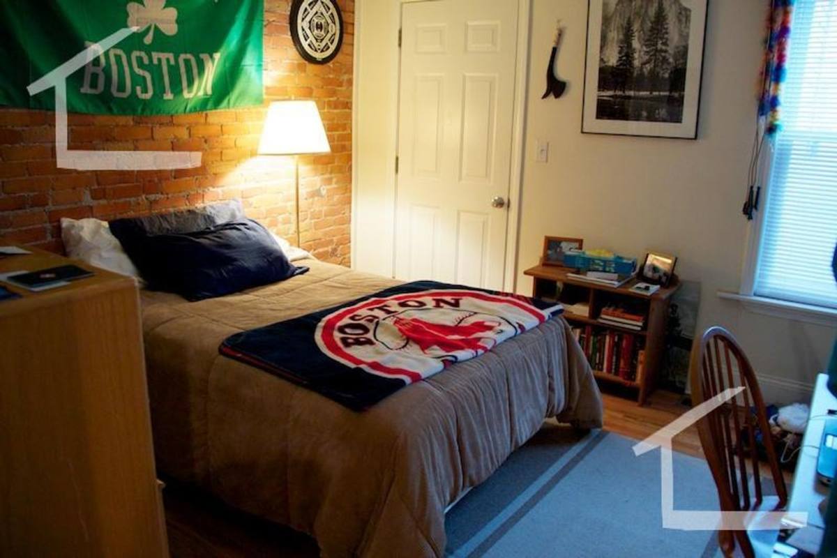 Apartment for rent at 25 Aspinwall #1C, Brookline, MA 02446