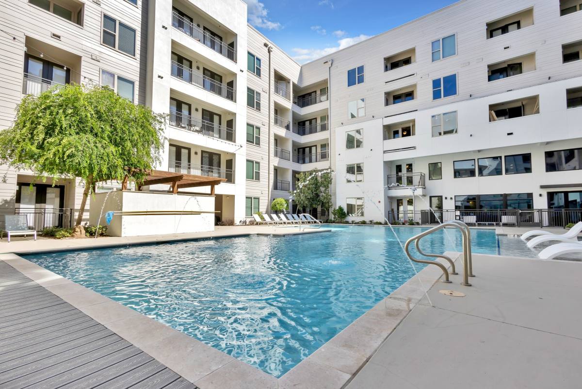 Apartment for rent at 2628 Live Oak St #A6-72, Dallas, TX 75204