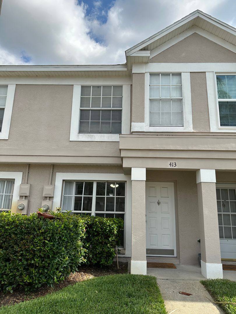 Townhouse for rent at 413 Kensington Lake Circle, Brandon, FL 33511