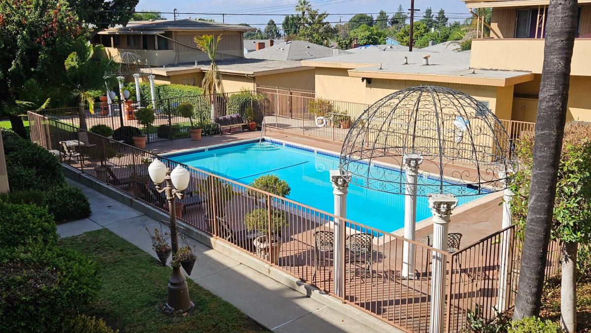 Apartment for rent at 501 W G St, Ontario, CA 91762
