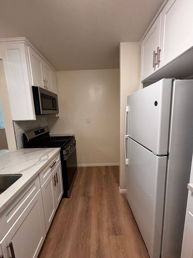 Apartment for rent at 227-233 Wolff St, Oxnard, CA 93033