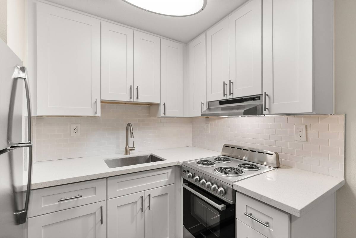 Apartment for rent at Sunrise Village Senior, 3993 Iowa Ave, Riverside, CA 92507