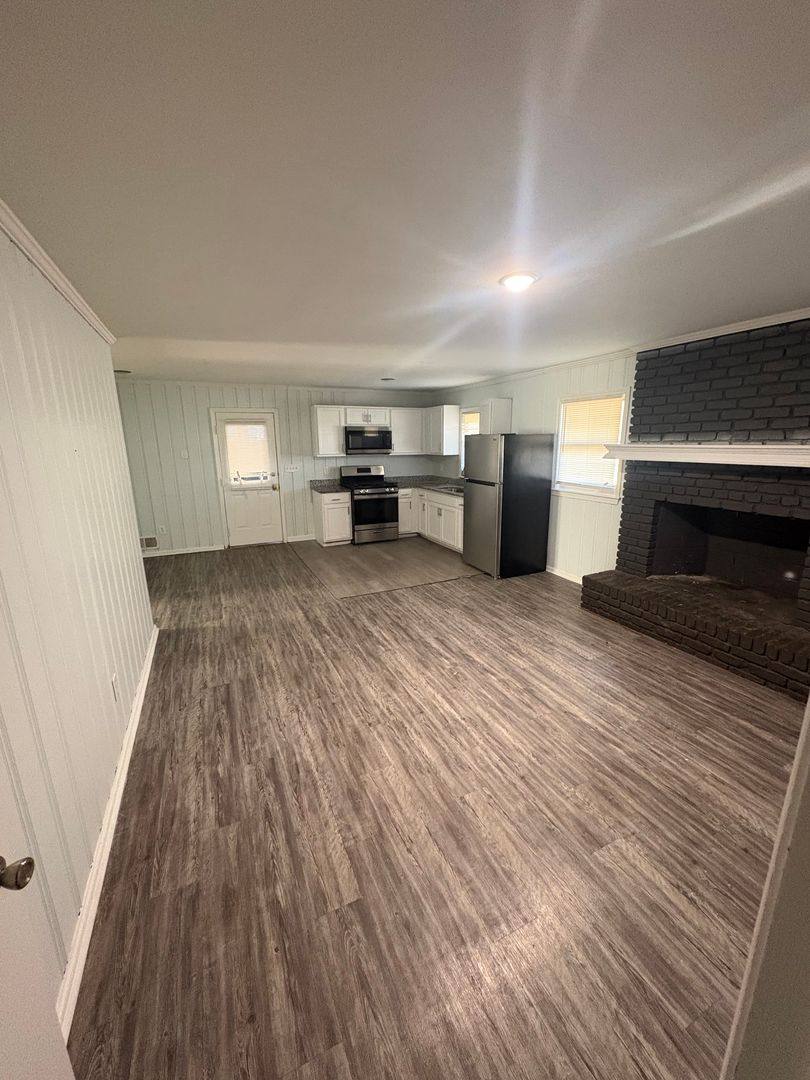 Apartment for rent at 4060 Janice Dr, Atlanta, GA 30344