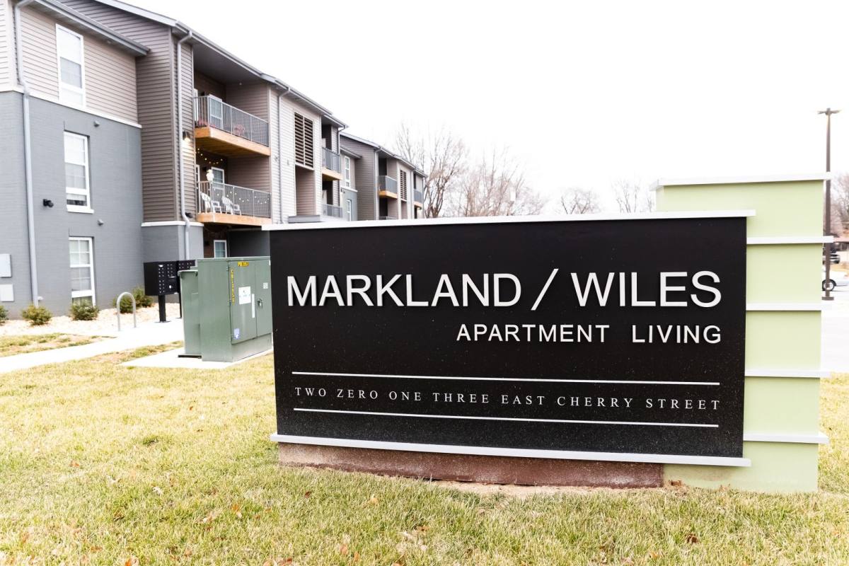 Apartment for rent at 2013 E Cherry St, Springfield, MO 65802
