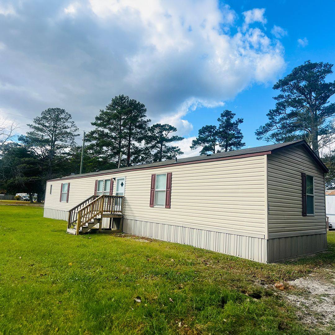 Apartment for rent at 139 Hubert Blvd, Hubert, NC 28539