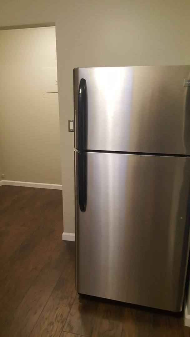 Apartment for rent at 1121 Poplar, Fenton, MI 48430