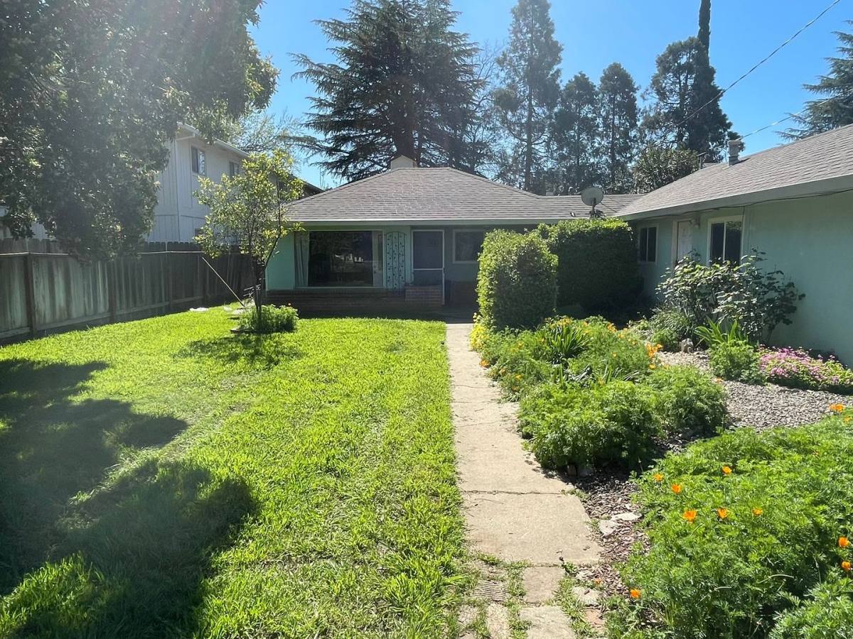 House for rent at 633 W 6th Ave, Chico, CA 95928