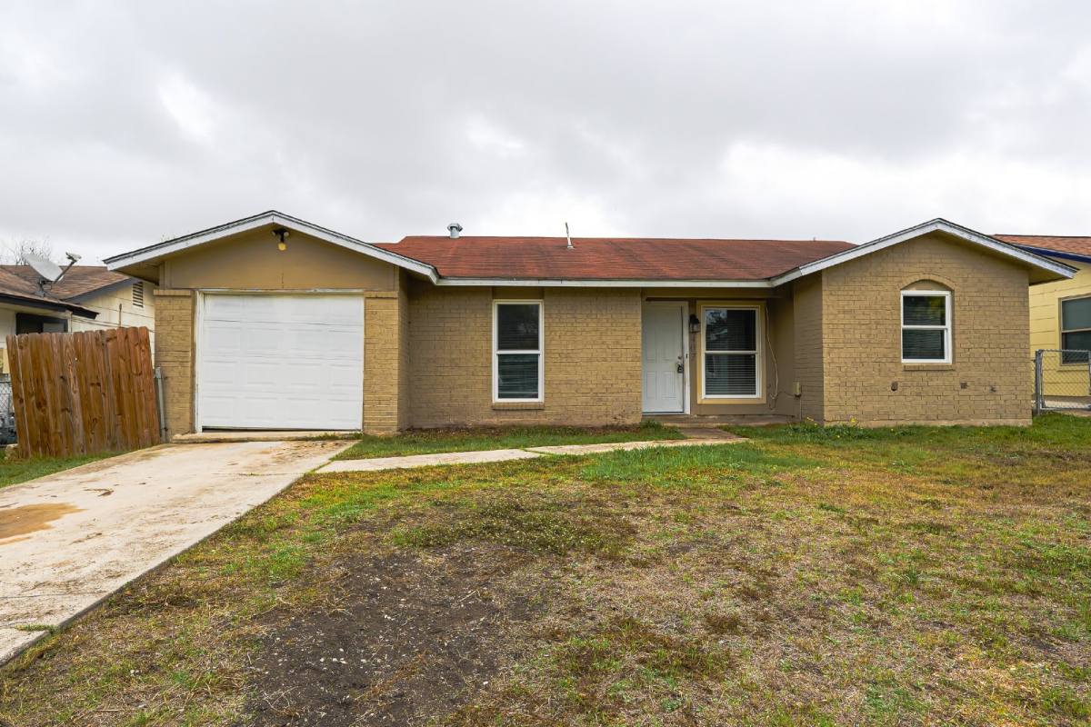 House for rent at 407 Samuel St, San Antonio, TX 78227
