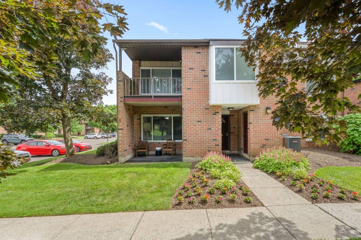 Apartment for rent at Metropolitan Tareyton Estates, 100 Barclay Court, Langhorne, PA 19047