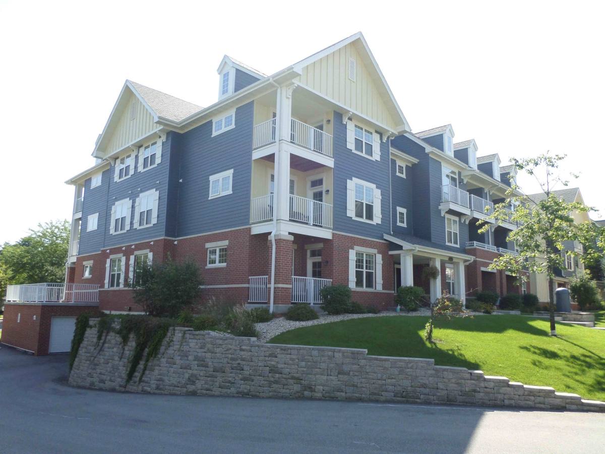 Apartment for rent at 402 & 404 Genesee St, Delafield, WI 53018