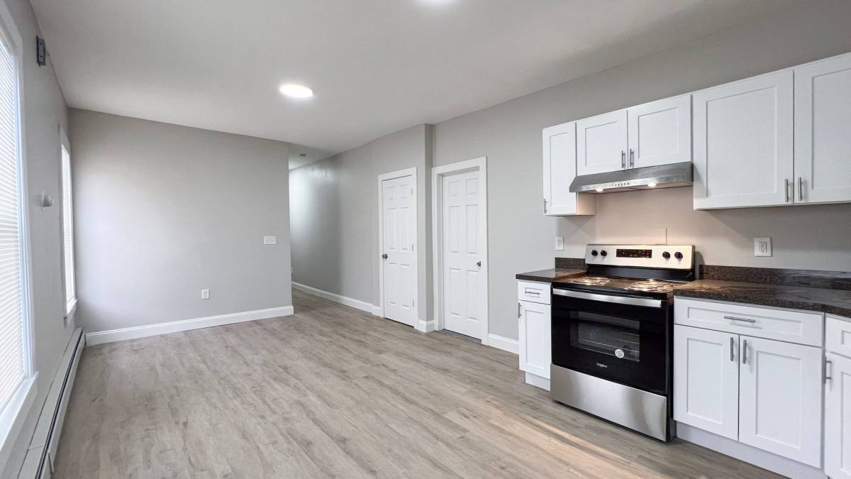 Apartment for rent at 2-4 Douglas St, Hartford, CT 06114