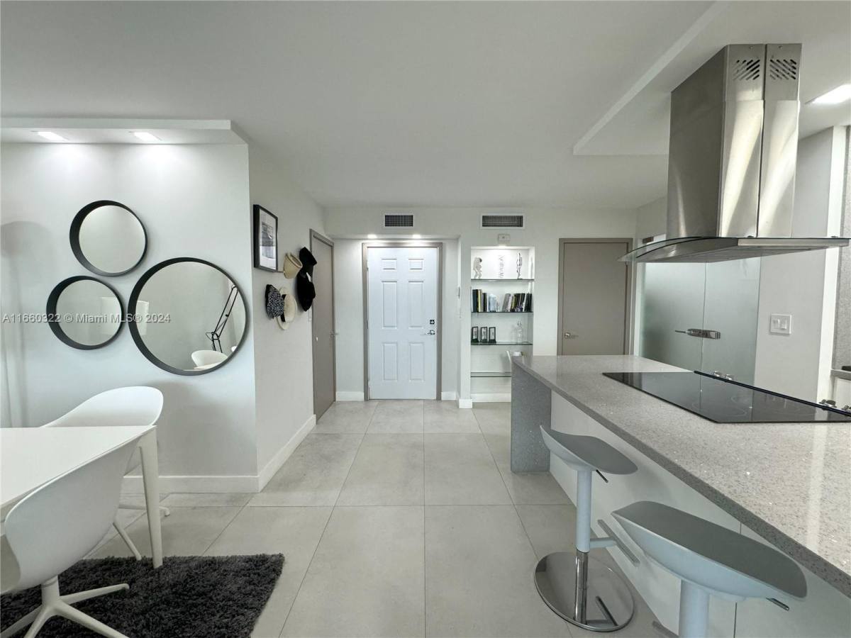 Apartment for rent at 9500 W Bay Harbor Dr #6, Miami Beach, FL 33154