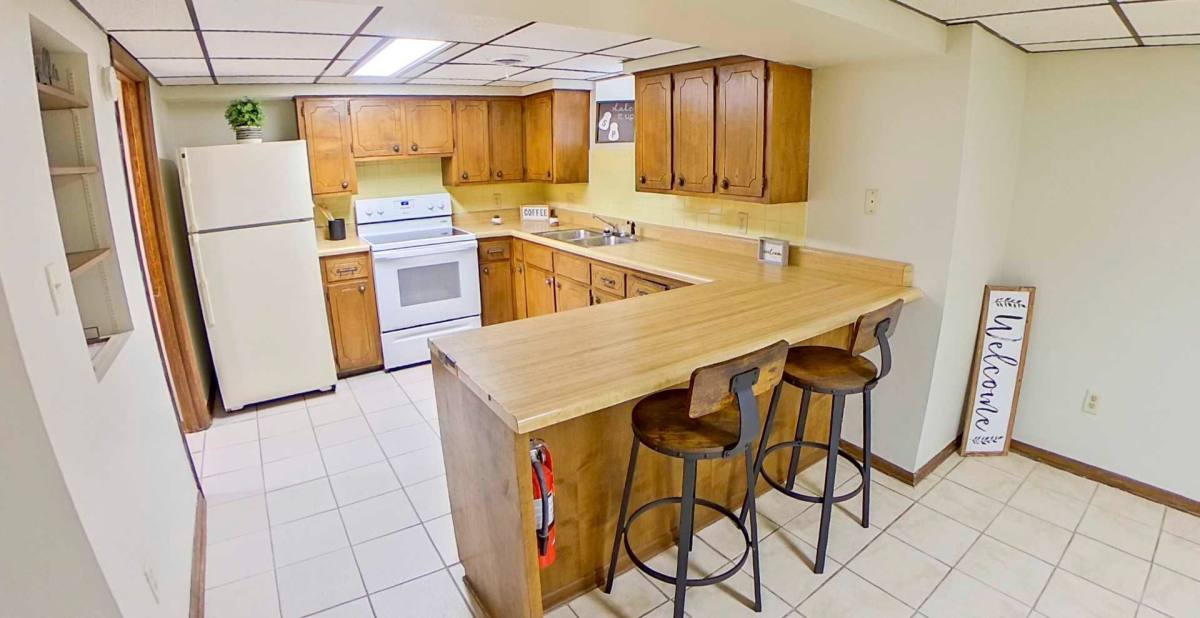Apartment for rent at 1014 Bluemont Ave, Manhattan, KS 66502