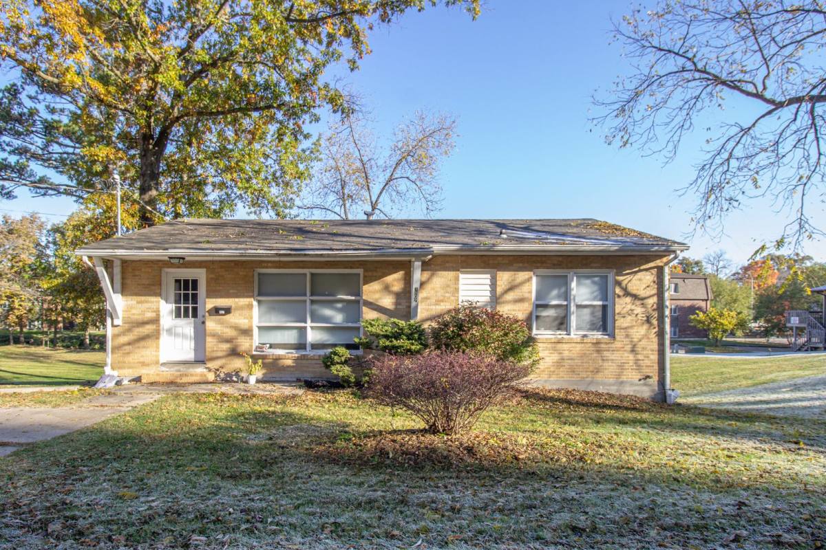 House for rent at 1807 Sunrise Dr, Columbia, MO 65201