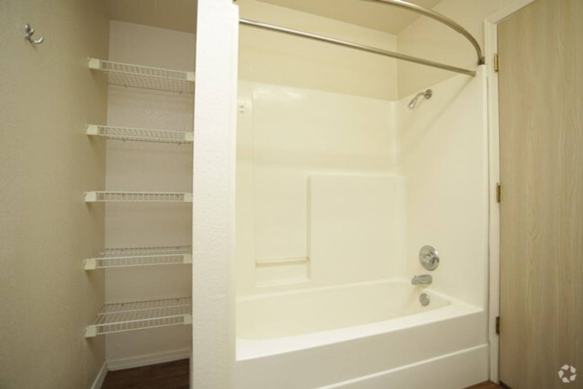 Apartment for rent at 1715 N Main St, McPherson, KS 67460