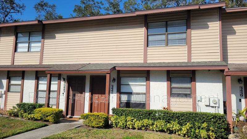 Townhouse for rent at 3441 Oak Trail Court, Tampa, FL 33614