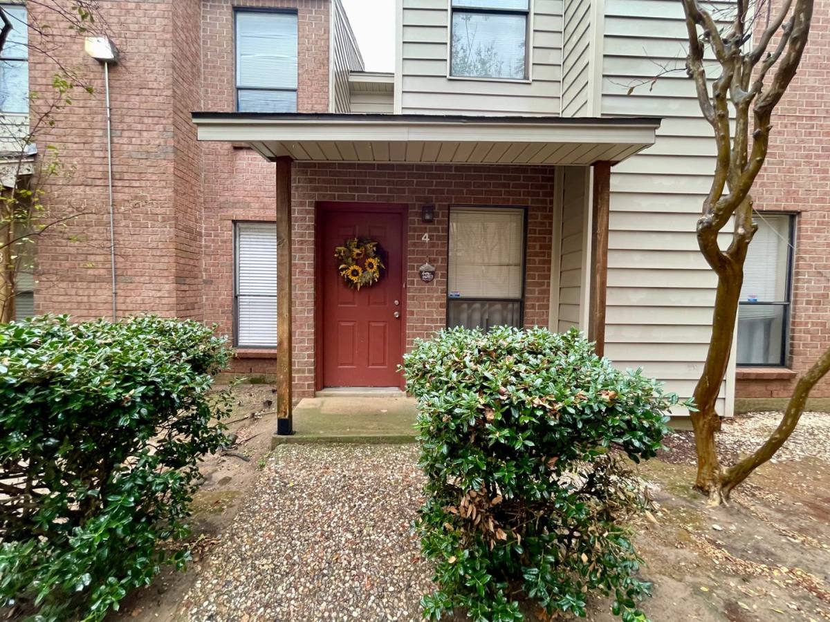 Condo for rent at 1904 Dartmouth N4, College Station, TX 77840